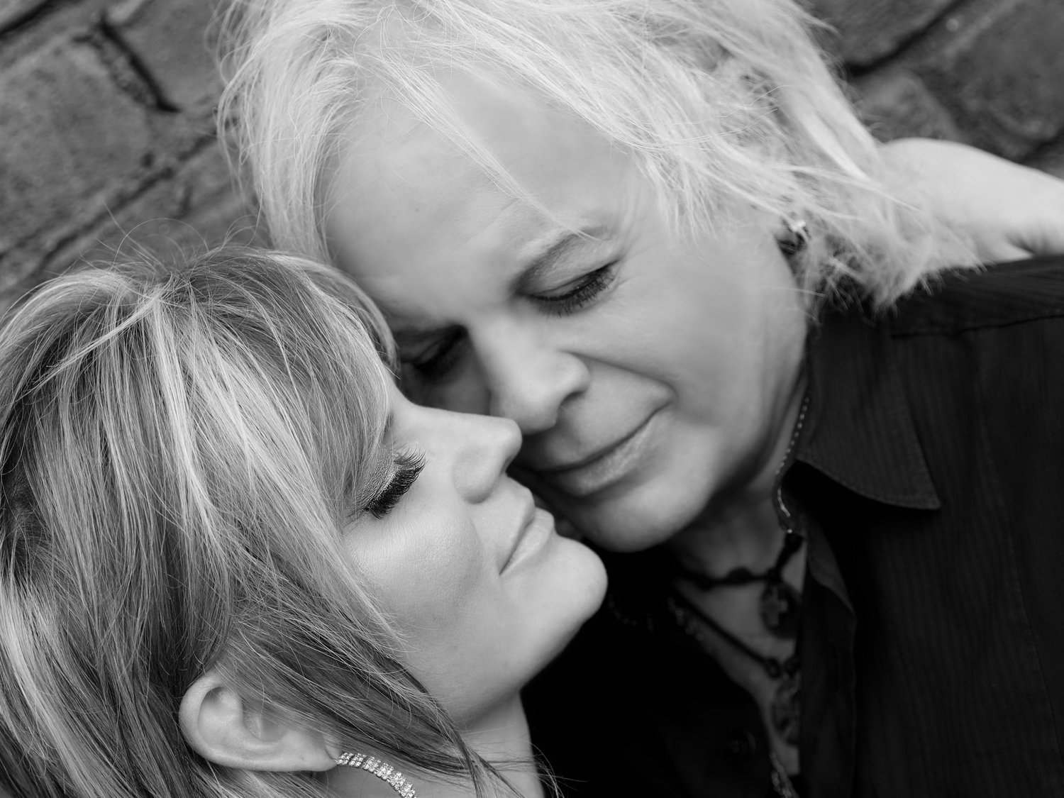 The Wedding Website of Jennifer Hughey and Brian Hughey