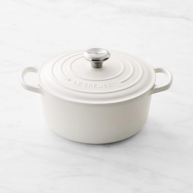 Le Creuset Signature Enameled Cast Iron Round Dutch Oven, 4 1/2-Qt., Matte White