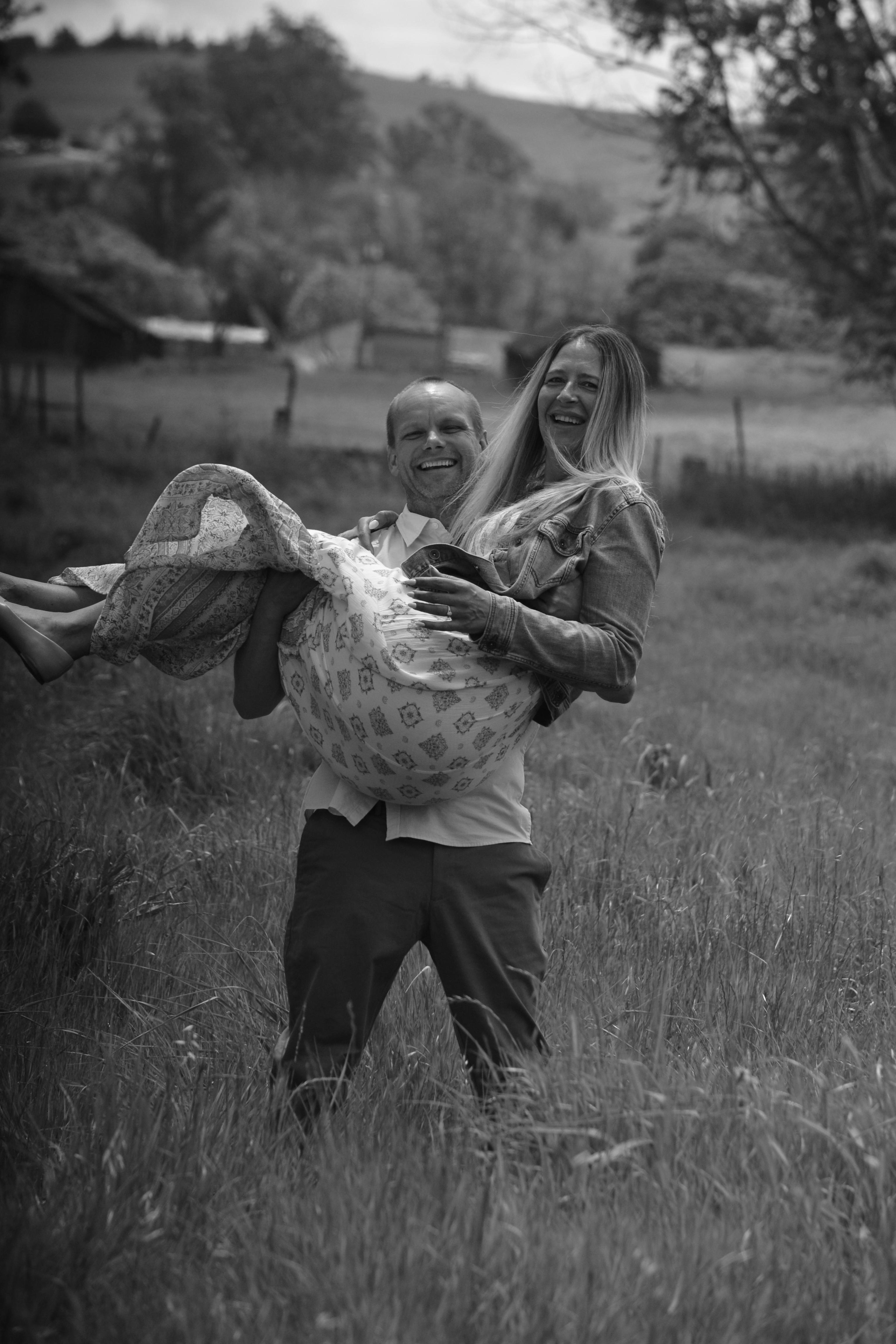 The Wedding Website of Dayna Underhill and Jason Martin