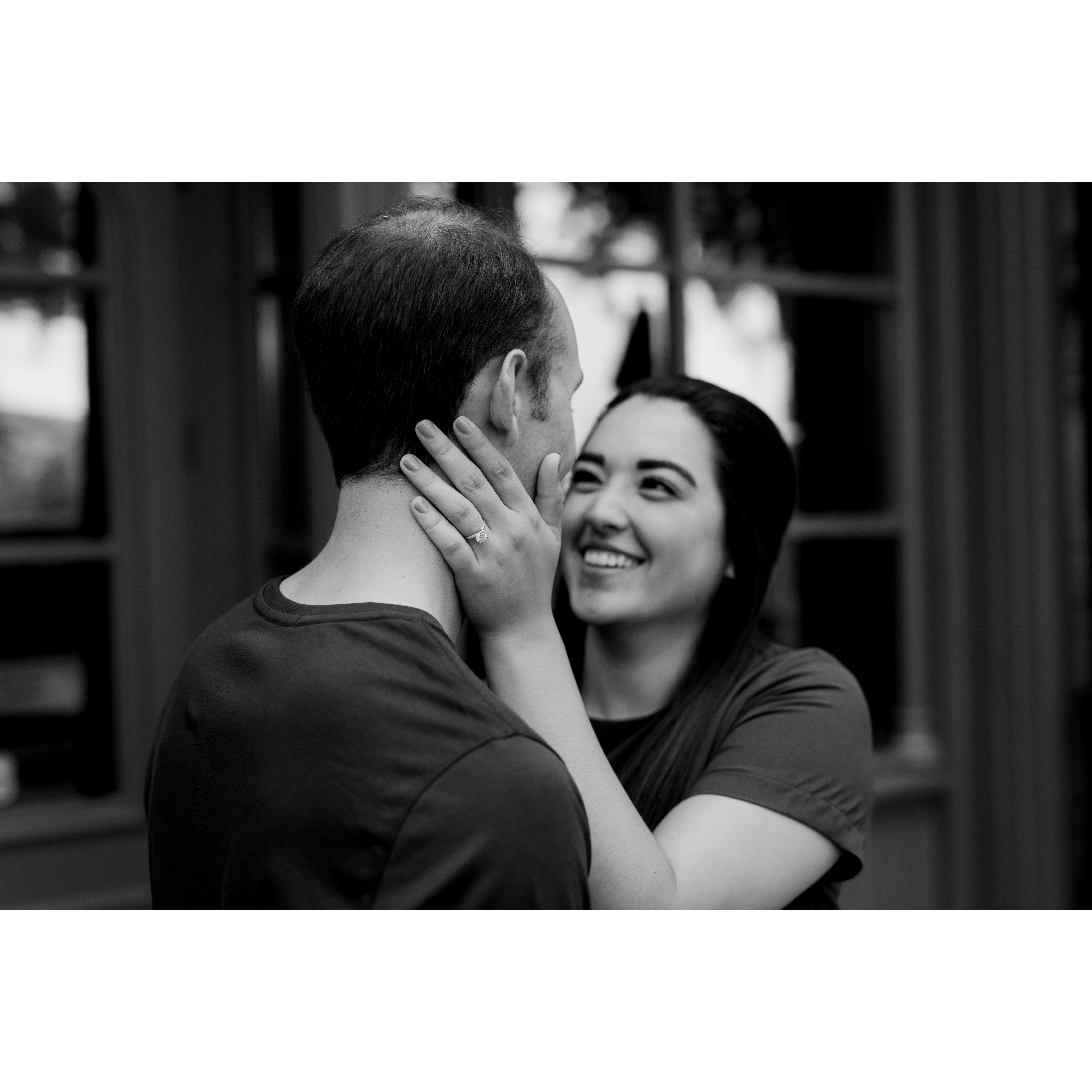 Engagement photos - St. Anthony Main (2020)
