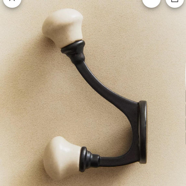 CERAMIC HOOK