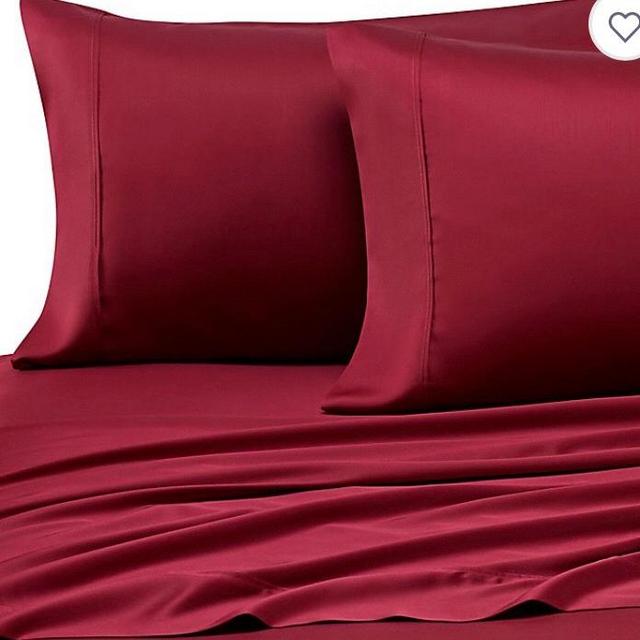 Sheet Set - Cranberry Color, Queen