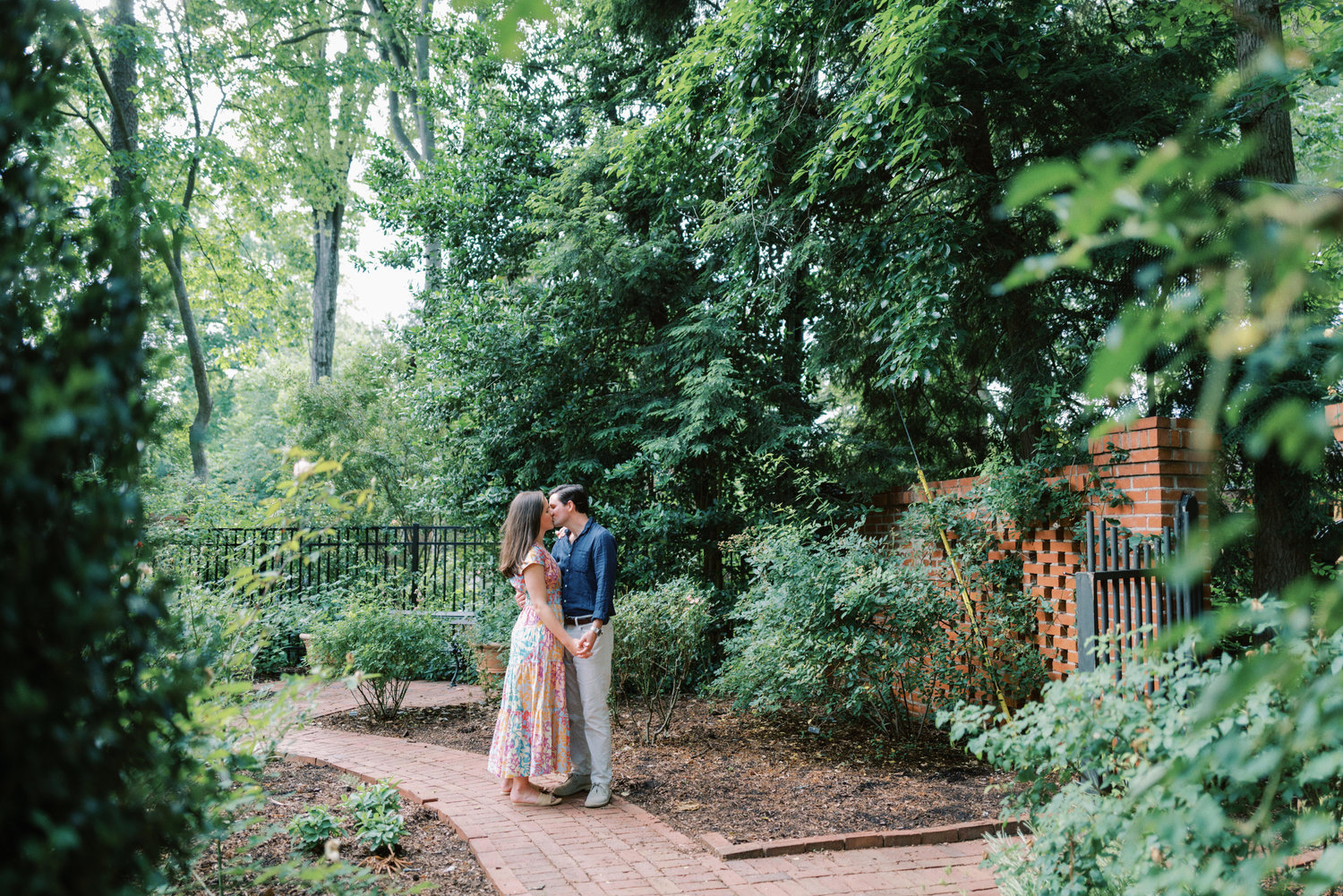The Wedding Website of Sara Moran and Seth Bullock