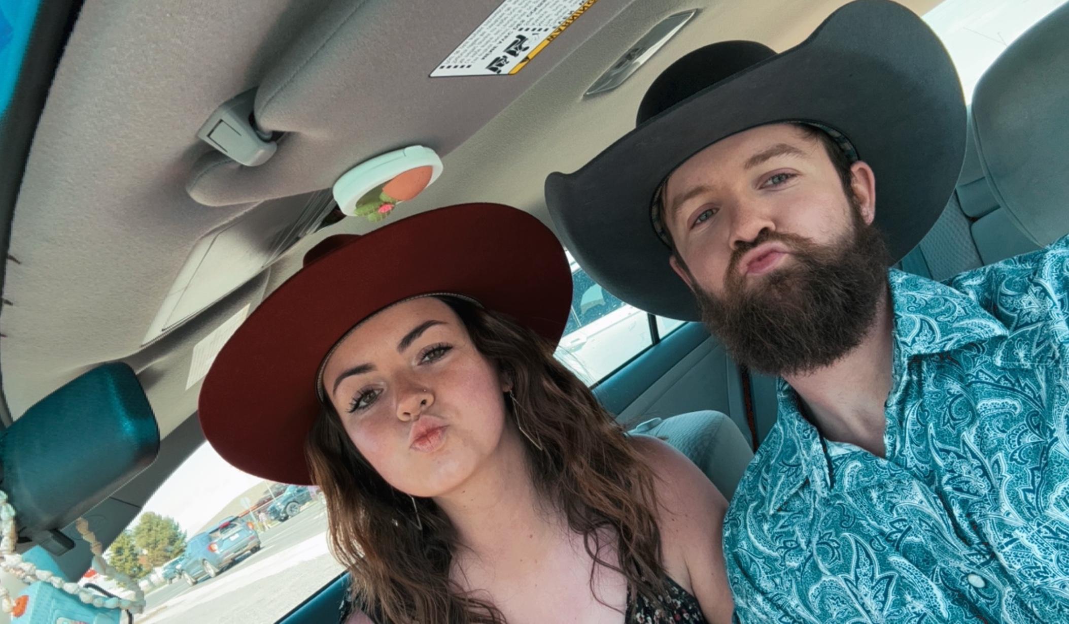 The Wedding Website of Taytum Sessions and Robert Burke