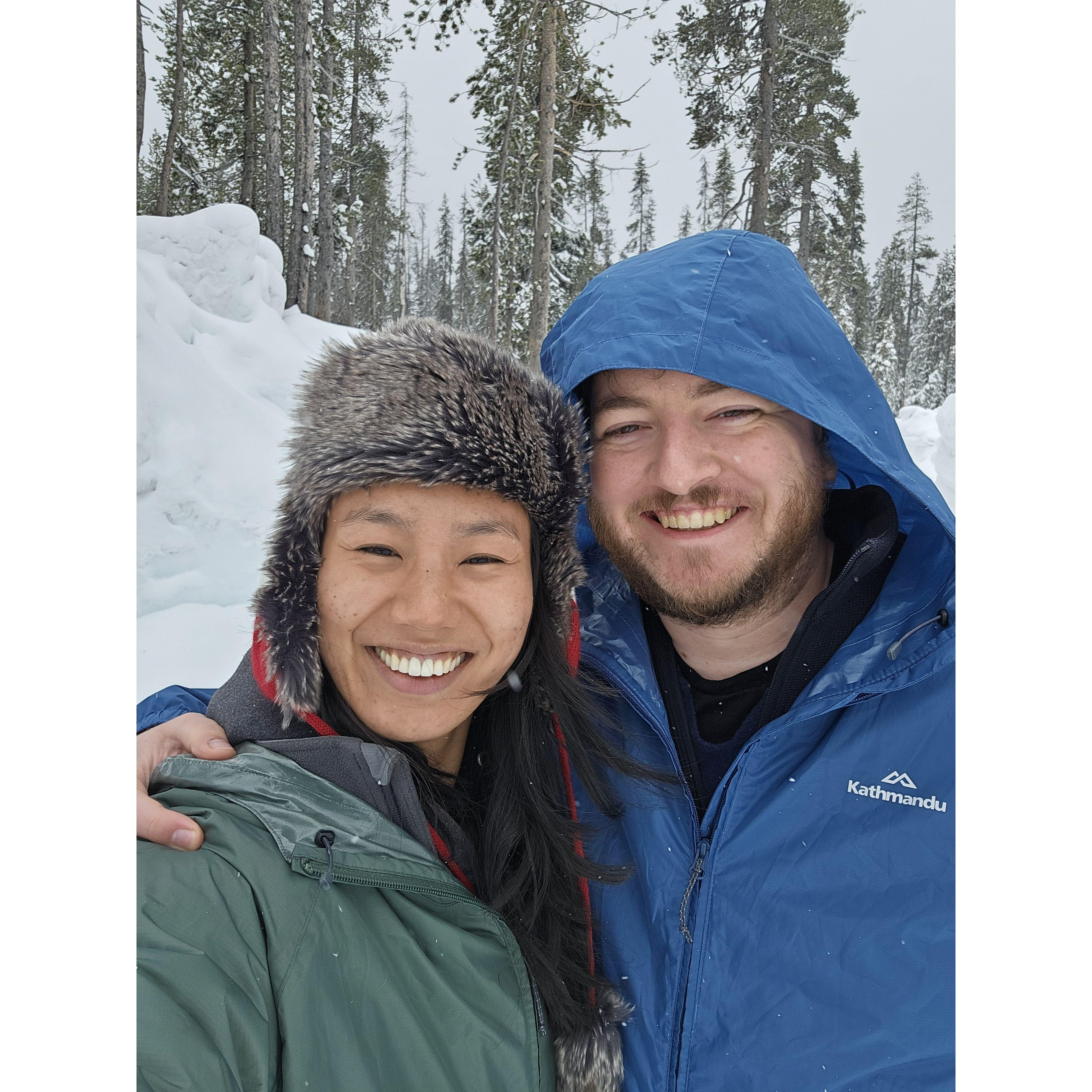 Nick gets to see snow and Gianna is cold in Oregon (2024)