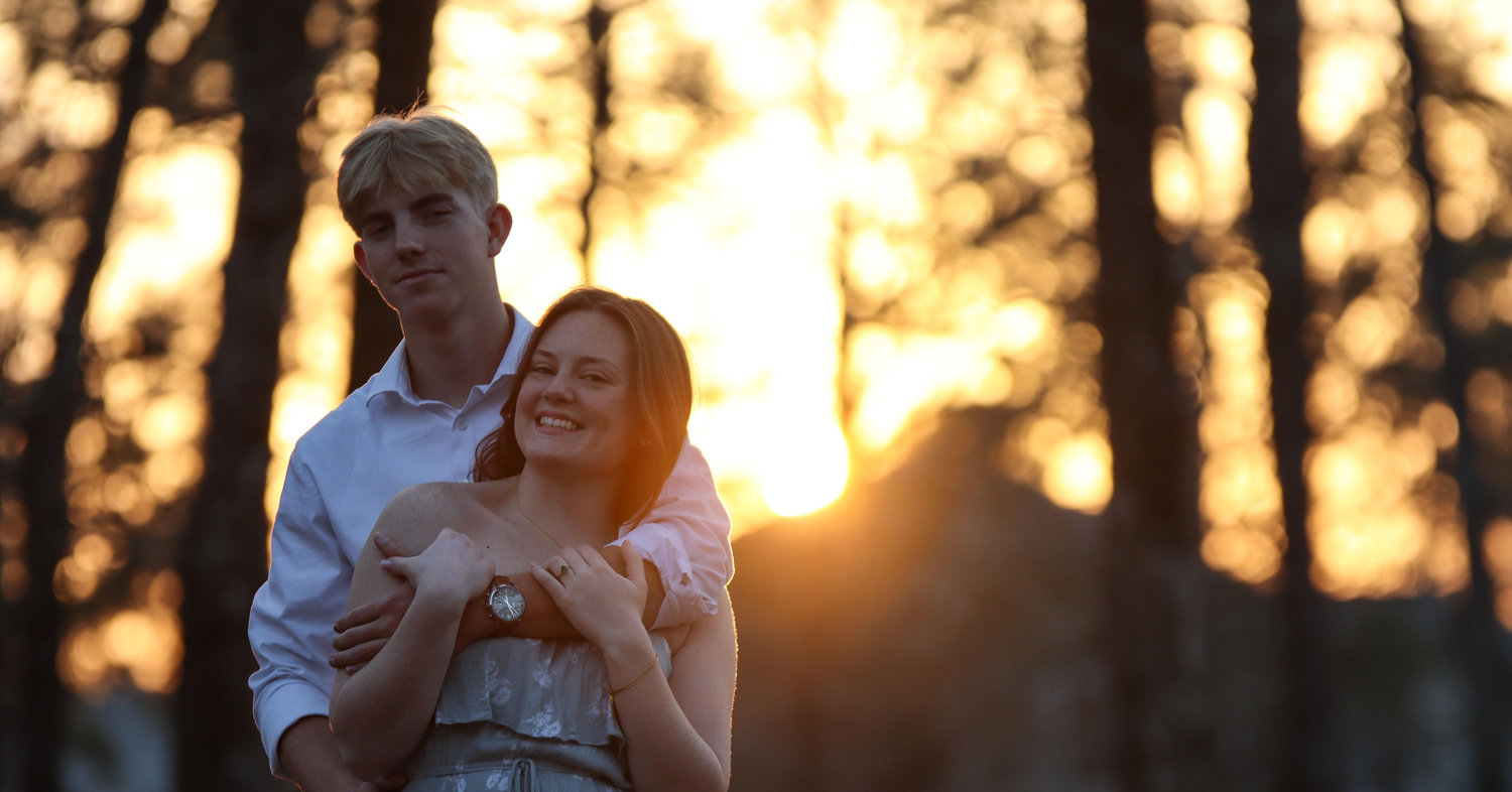 The Wedding Website of Glinda Lee and Caleb Hoyer