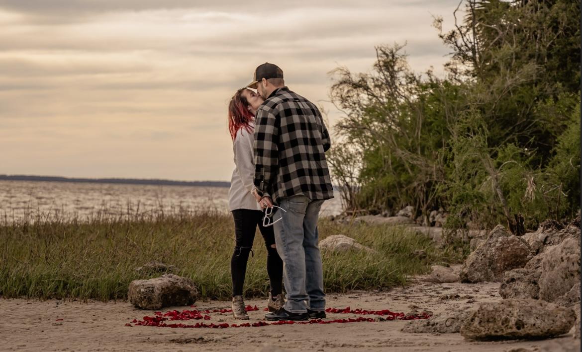 The Wedding Website of Taylor Maples and Garrett Coggins
