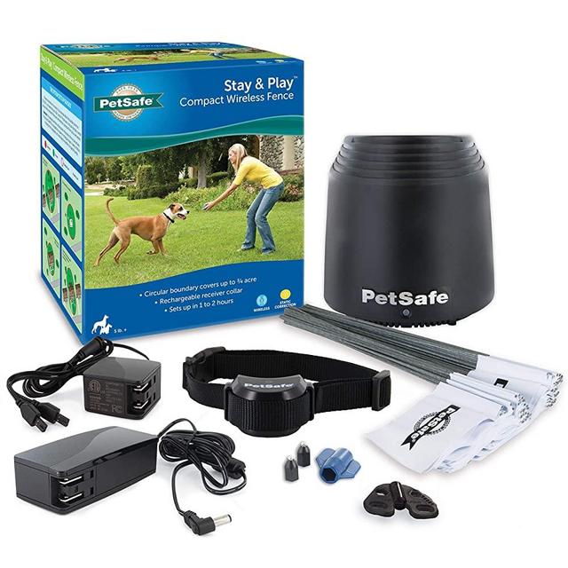 PetSafe Stay & Play Compact Wireless Fence for Dogs and Cats – from the Parent Company of INVISIBLE FENCE Brand – Above Ground Electric Pet Fence.