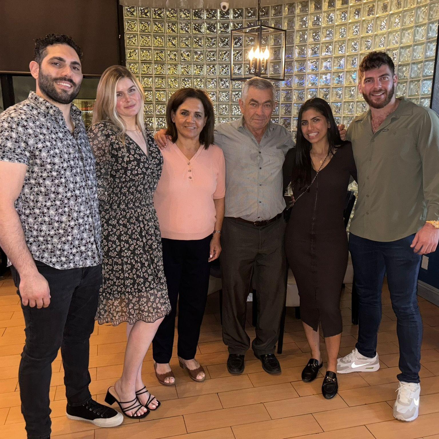 Juda meeting Allison's parents, brother, and sister-in-law for the first time in LA!