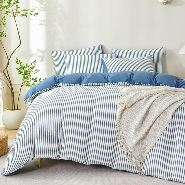 BUPIRD Queen Comforter Set Striped Denim Blue Soft Washed Microfiber Jacquard 3 Pieces Striped Bedding Sets Denim Blue White Comforter for All Seasons and 2 Pillowcases Comfort Breathable