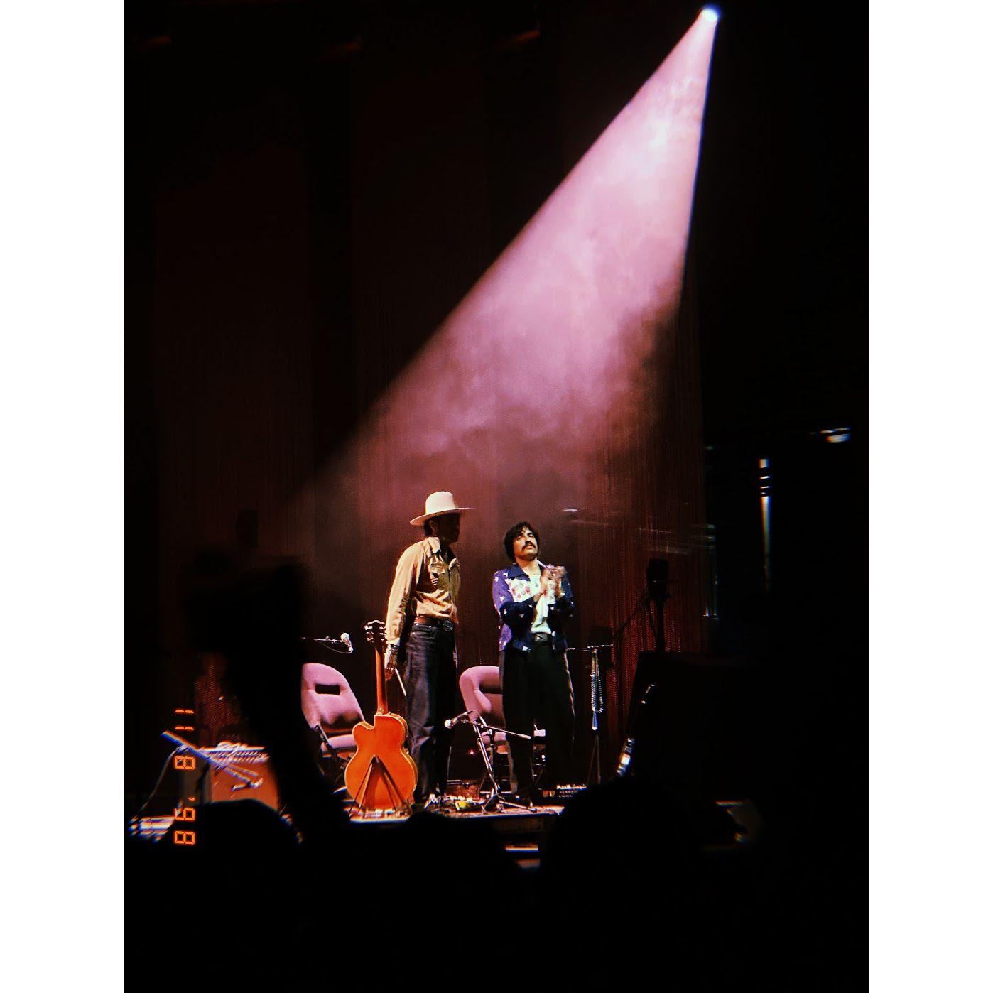 Hermanos Gutiérrez + Leon Bridges