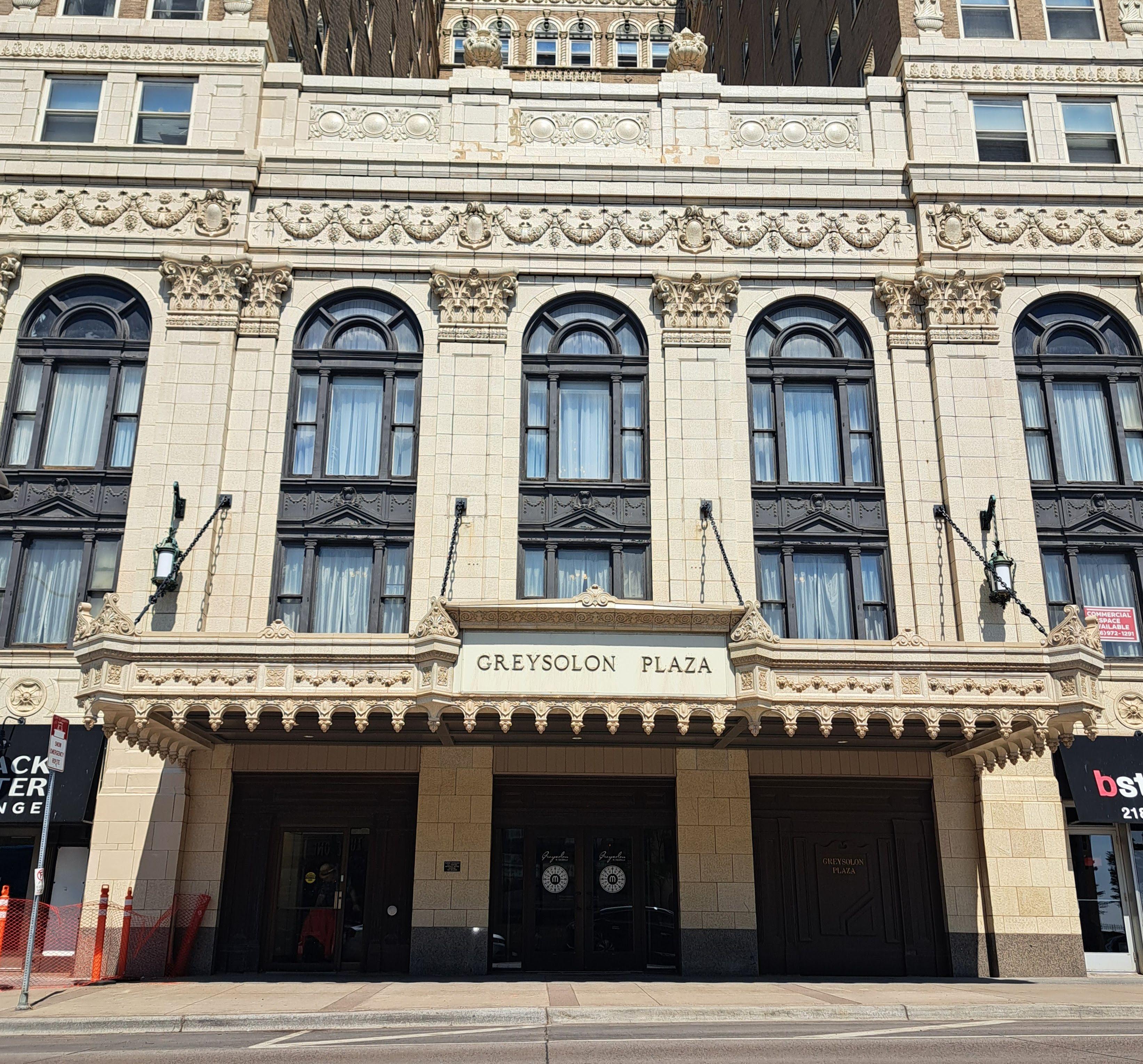 The Wedding Website of Júlia Rowe Camargo and Hubert Gonsorowski