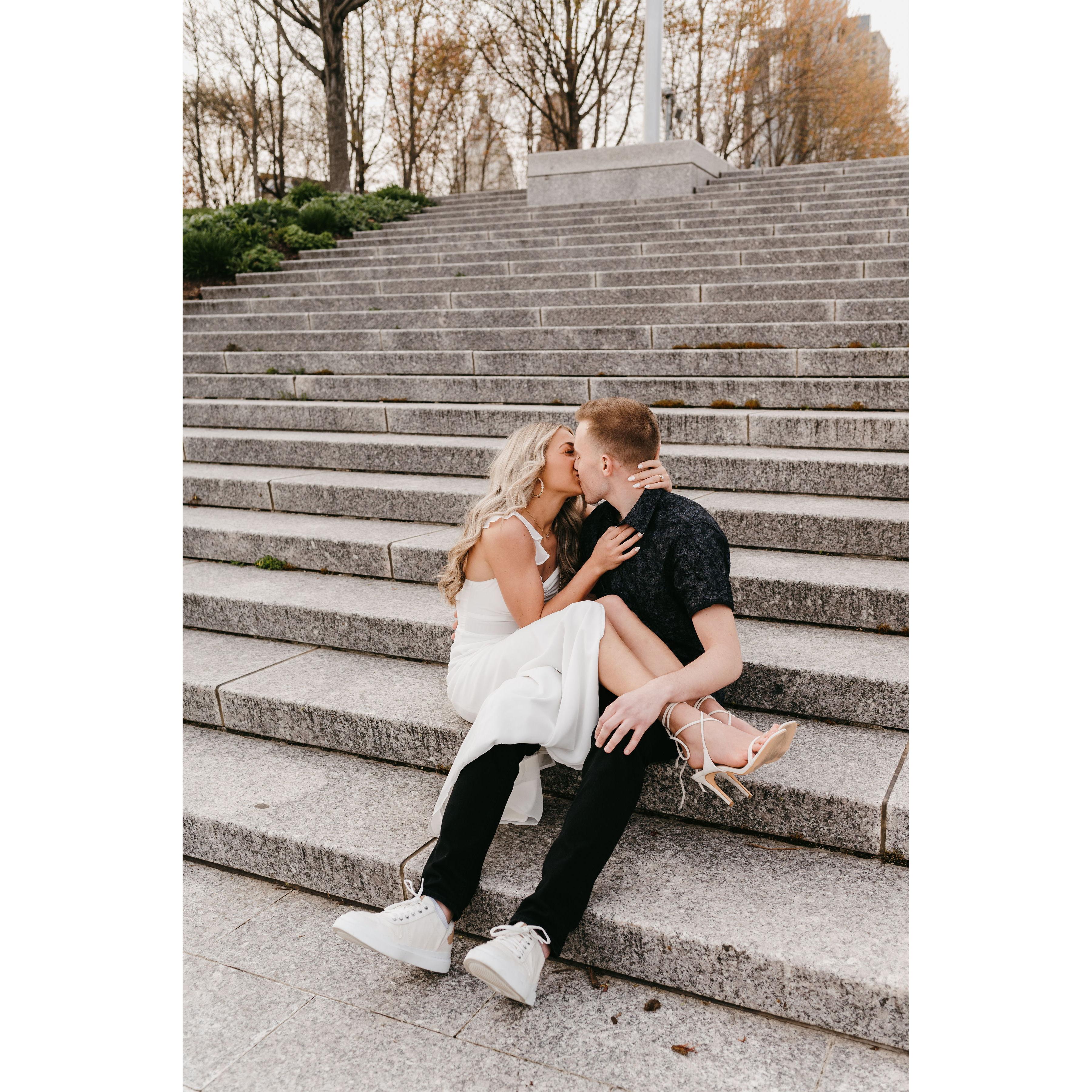 Engagement Photoshoot in downtown cincy