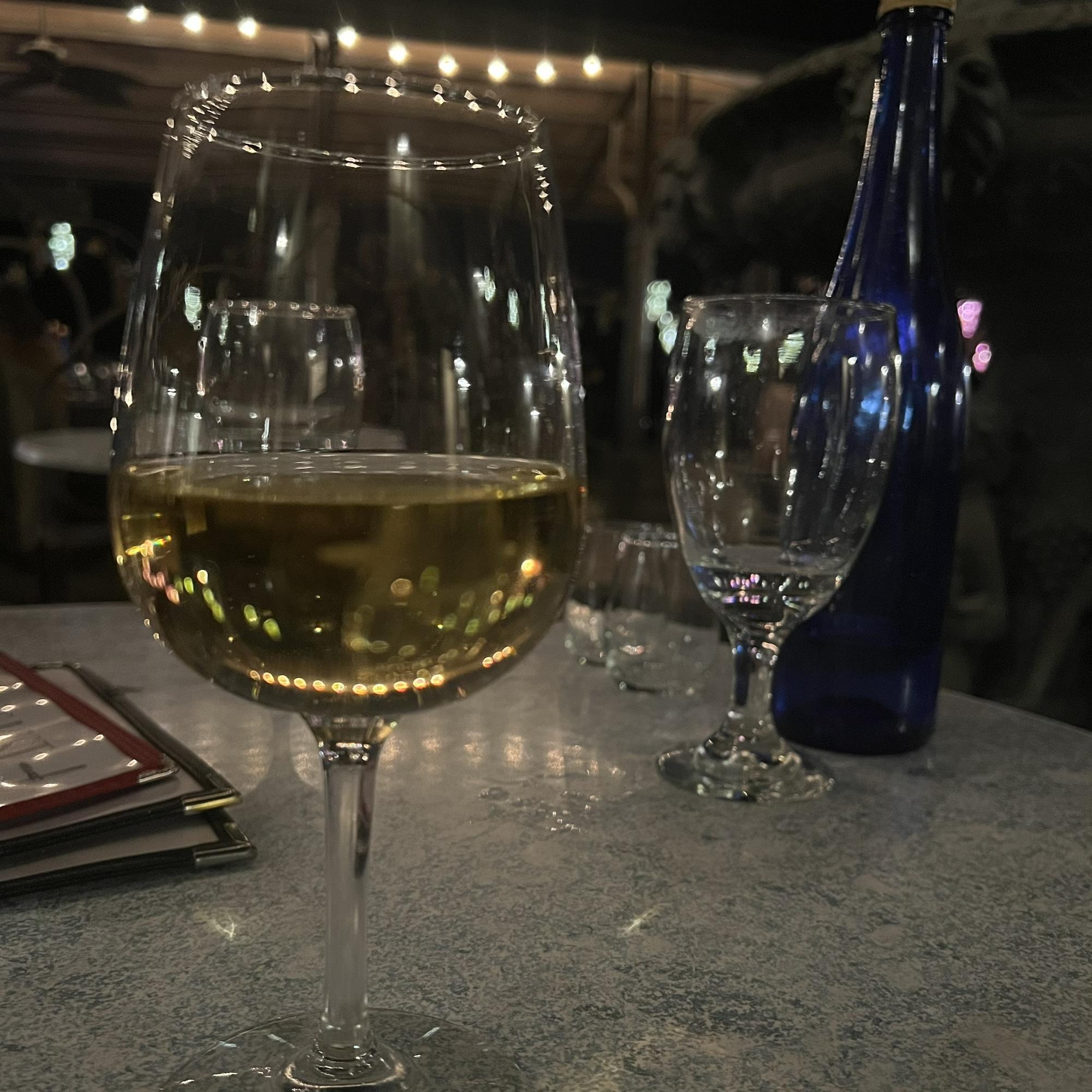 Our favorite place to go together (or maybe just Lindsay’s…😆) the winery!!!