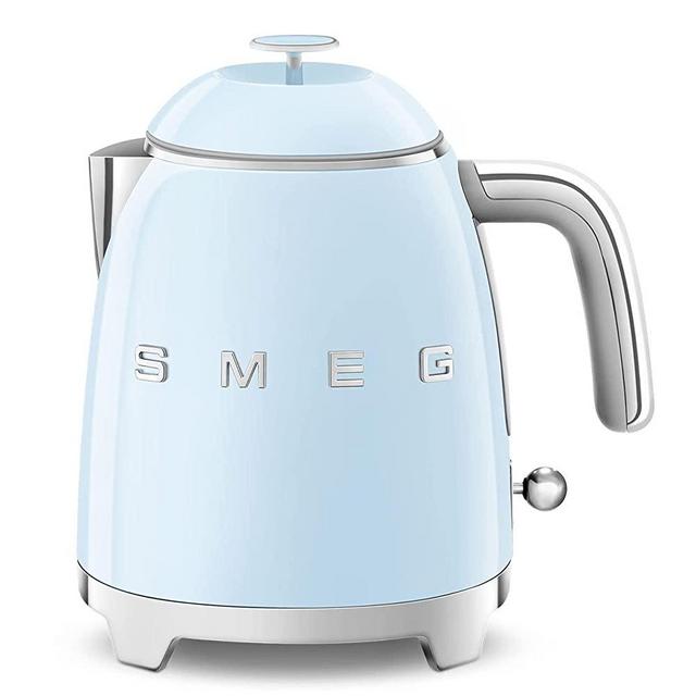 Smeg 50's Retro Style Electric Mini Kettle KLF05 (Pastel Blue)