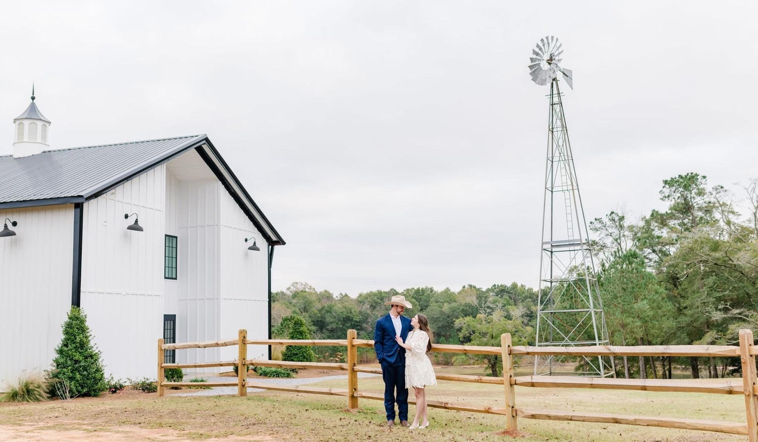 The Wedding Website of Savannah Parker and Graeme Ward