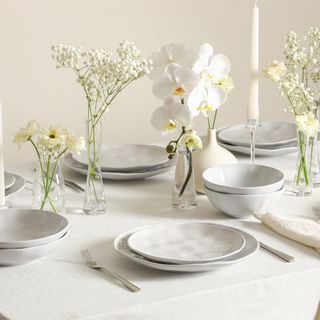 Harper 32-Piece Dinnerware Set, Service for 8