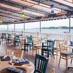 Outer Bar & Grille