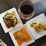 ViNoVA Tapas & Wine Bar