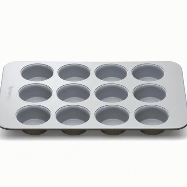 12-Cup Muffin Pan black and gold