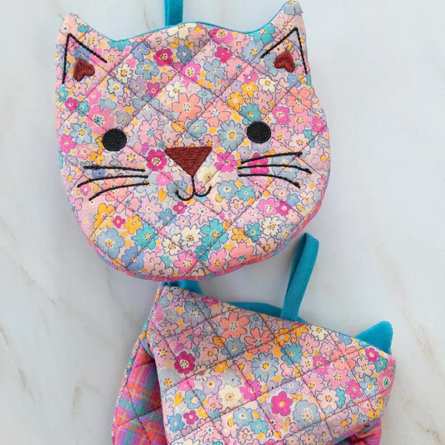Mini Oven Mitts, Set of 2 - Cat