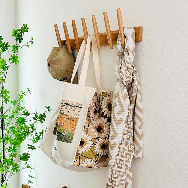 Flynt Ave. Wooden Wall Hook Rack with 7 Hooks, Solid Natural Wood Coat Rack, Mid-Century Modern Boho Wall Mounted Organizer, Heavy-Duty Entryway Storage, Heavy-Duty 22 lb Capacity