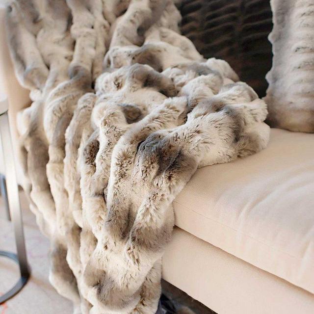 Fur Throw Deluxe 60x72