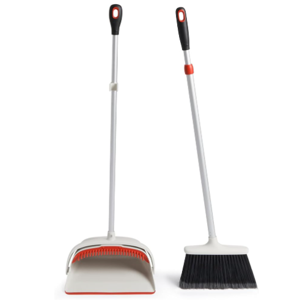 OXO Good Grips Large Sweep Set with Extendable Broom,8.5" - 12"