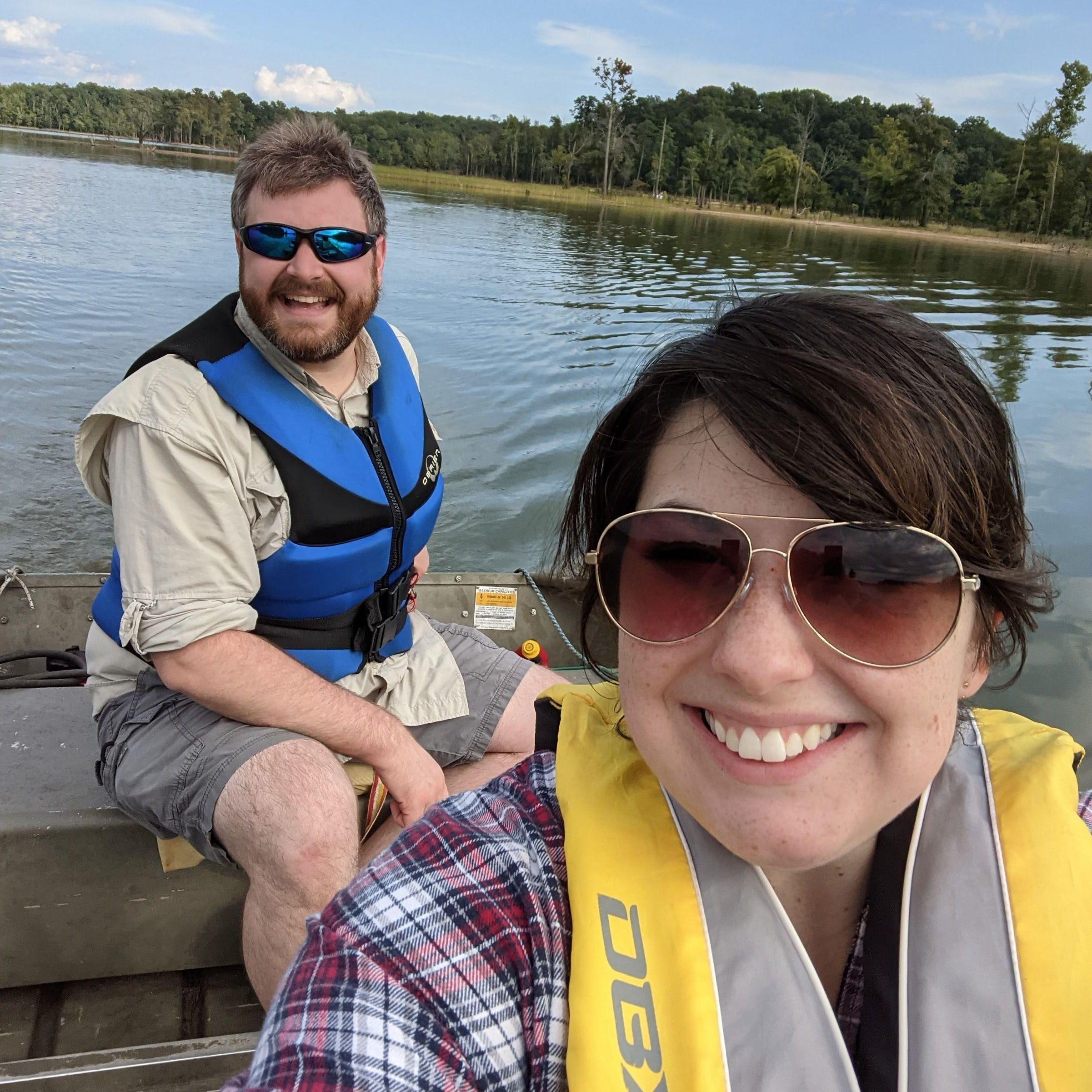 Boating around Lake Kerr 2022