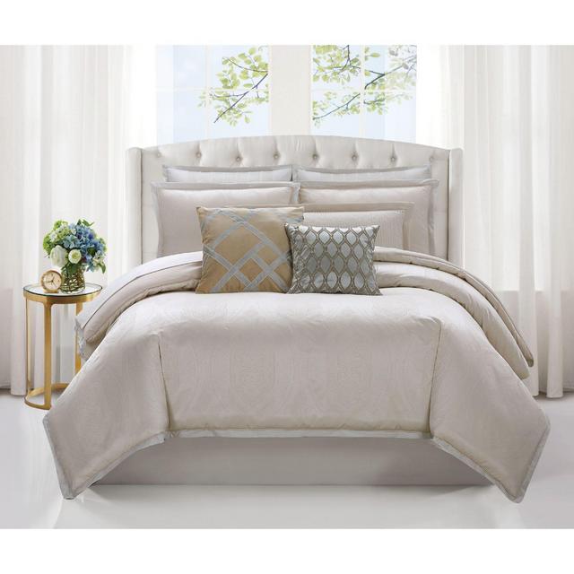 Charisma® Tristano 3-Piece King Duvet Set in Gold