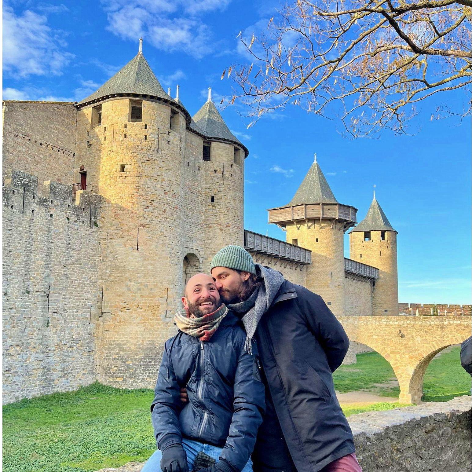 25 de noviembre de 2022. Carcassonne, Francia. Miguel se muda permanente a Toulouse e iniciamos nuestro hogar.