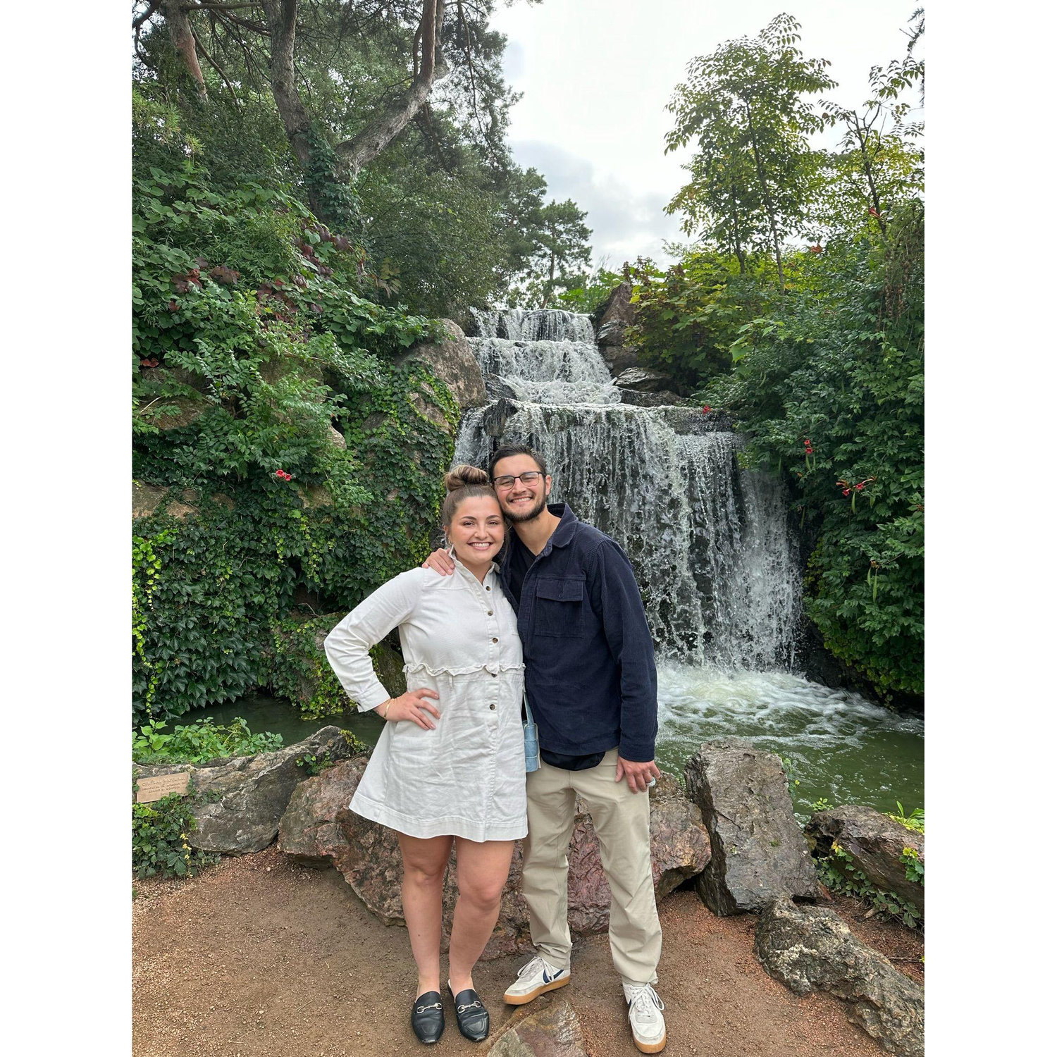 Date day at the Botanical Gardens.