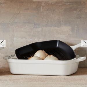 Le Creuset Enameled Cast Iron Signature Rectangular Roaster