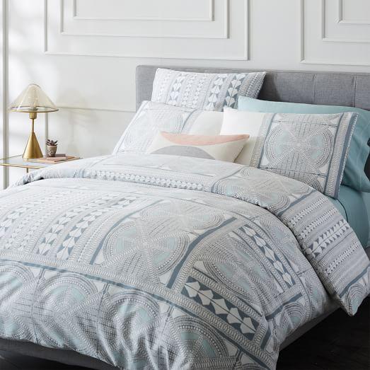 400-Thread-Count Organic Sateen Dynasty Duvet Cover + Shams