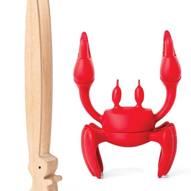 OTOTO Bernie Bunny Toaster Tongs and Red the Crab Silicone Utensil Rest - Bundle of 2 Fun Kitchen Gadgets
