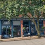 Julian's Bar & Grill