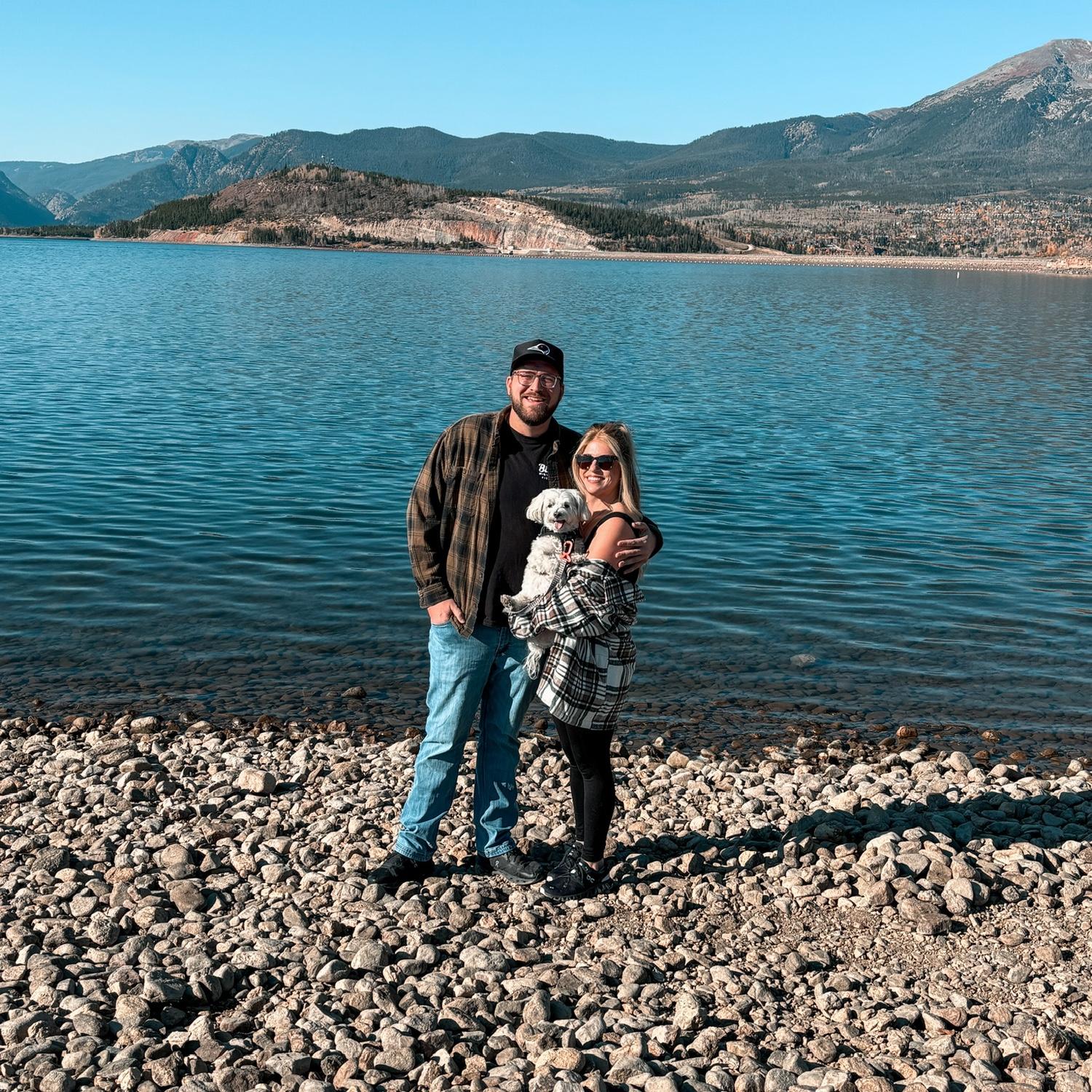 “We should take a family picture at the lake this weekend!” - Mike a day before…who doesn’t like taking pictures