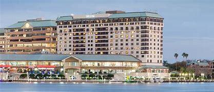 The Wedding Website of Jane McGinnis and Eduardo Reyes