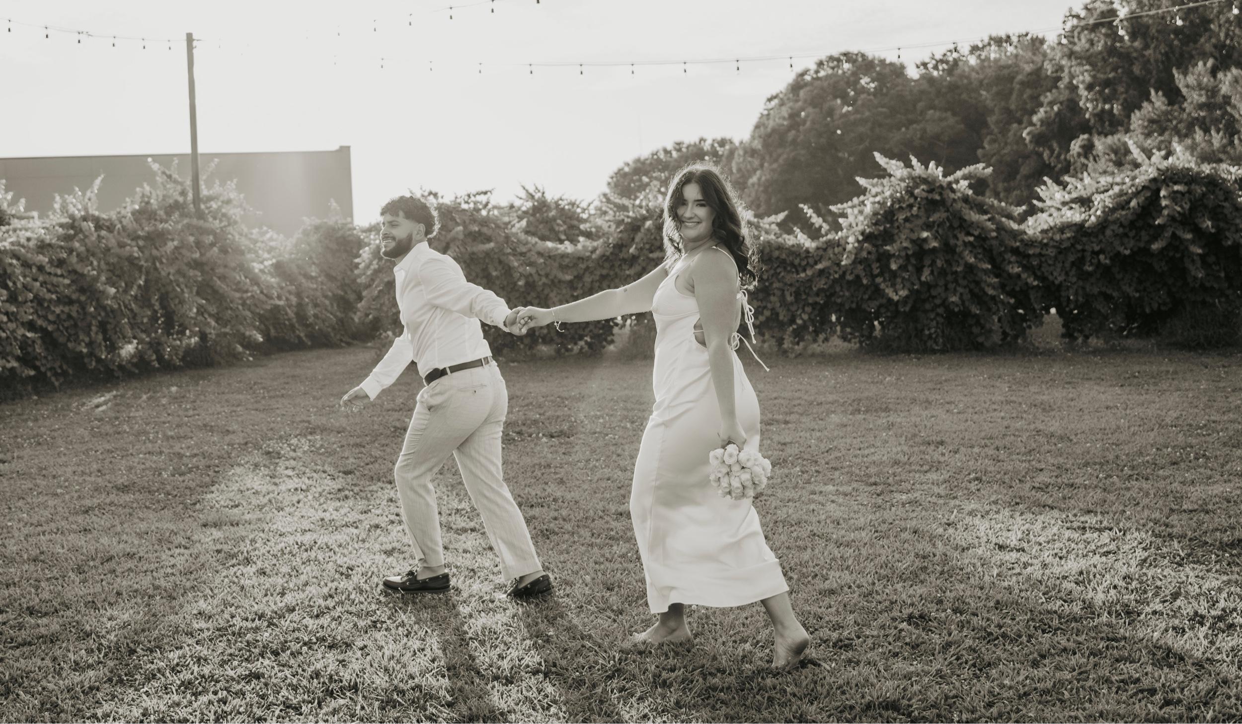 The Wedding Website of Alexander Mondragón Garcia and Rachael Lynn Sullivan