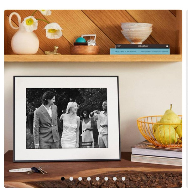 Walden Ink with Textured Mat - Smart HD Digital Picture Frame | Aura