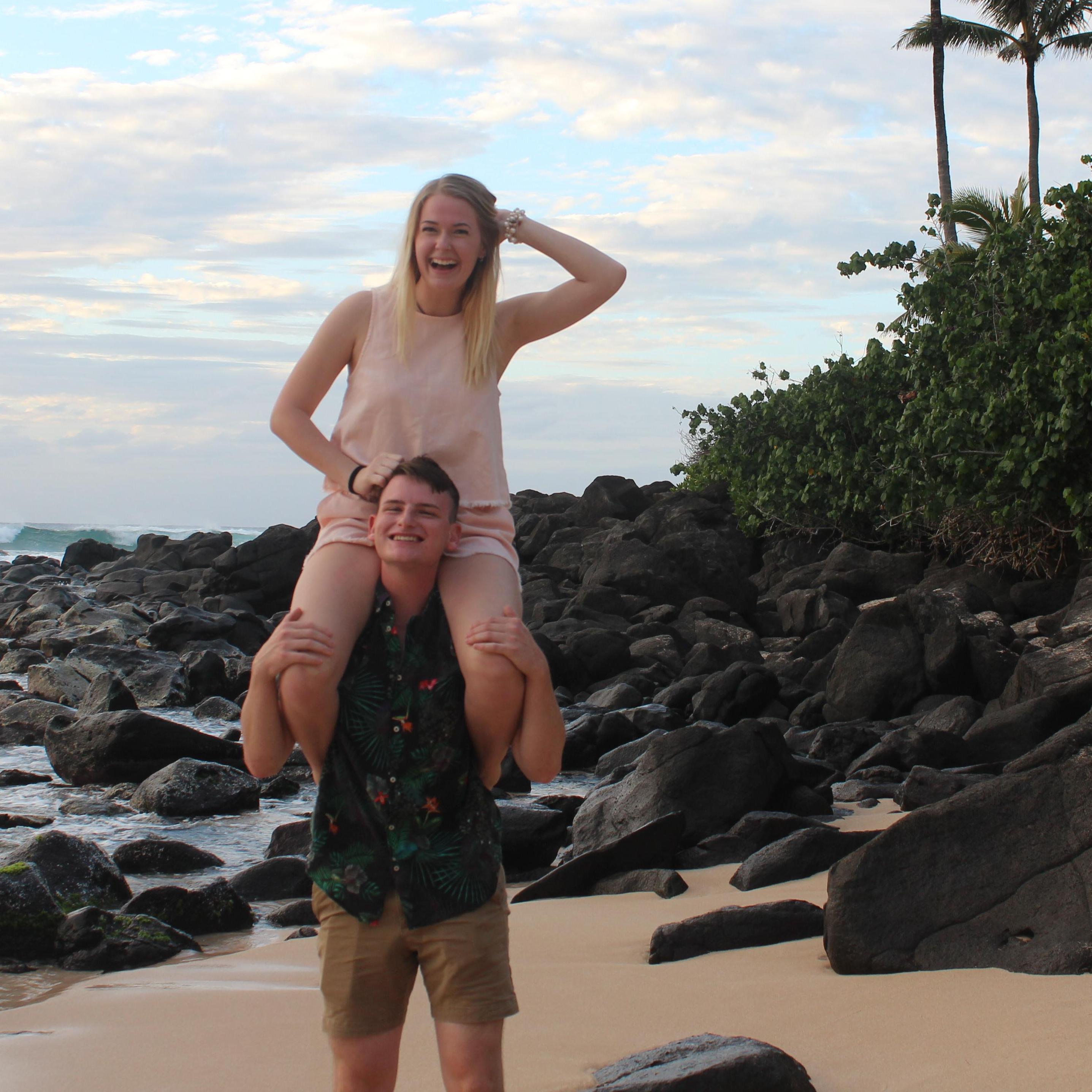 A common theme for Drake to be holding me in our pictures lol!