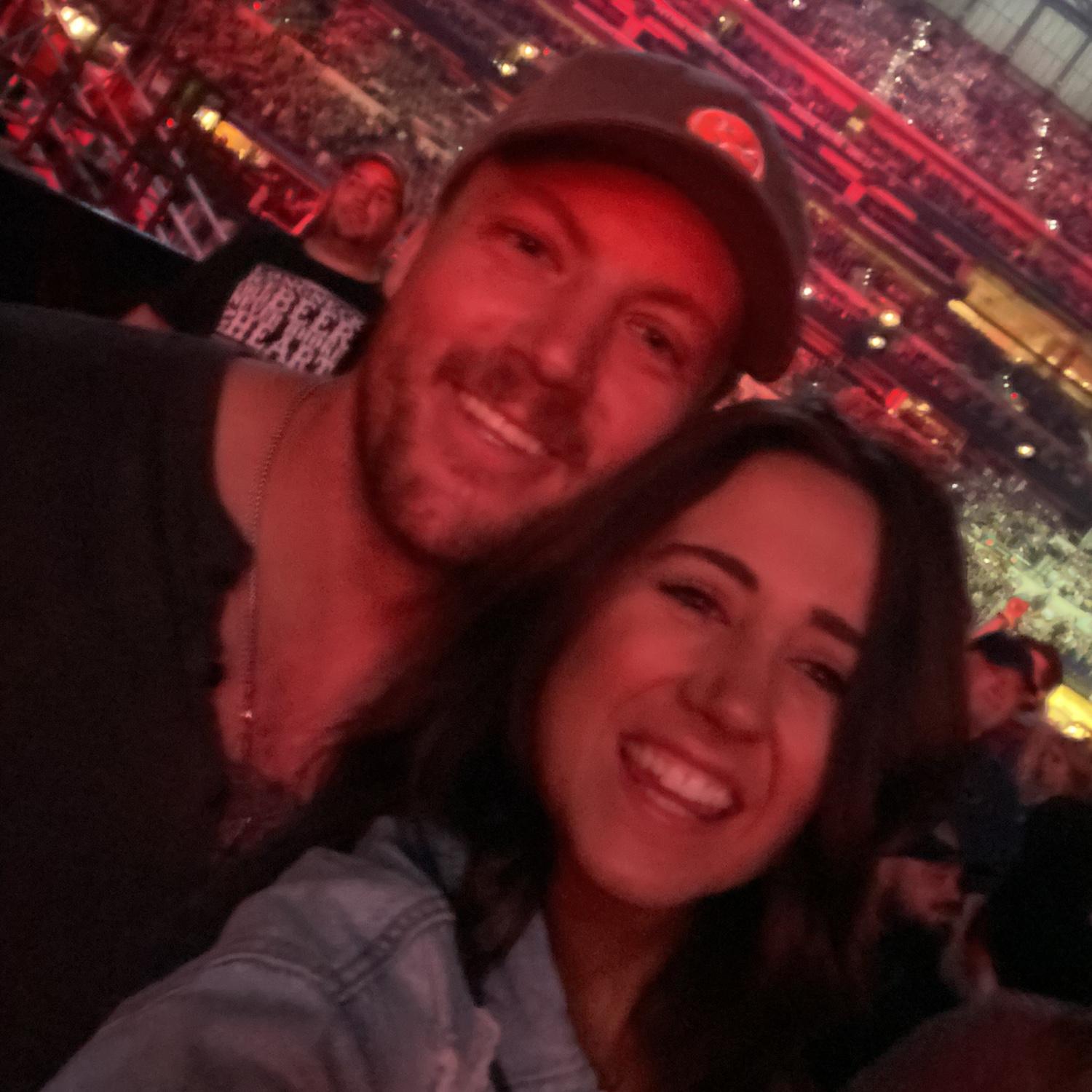 First date - shoutout Lainey Wilson and Luke Combs