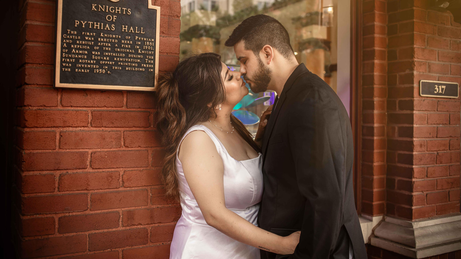 The Wedding Website of Diana Torres and Richard Horton