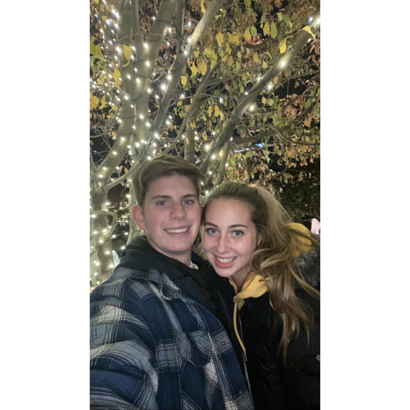 This was such a special date night! We went to the zoo and walked around the meridian village and it was beautiful!