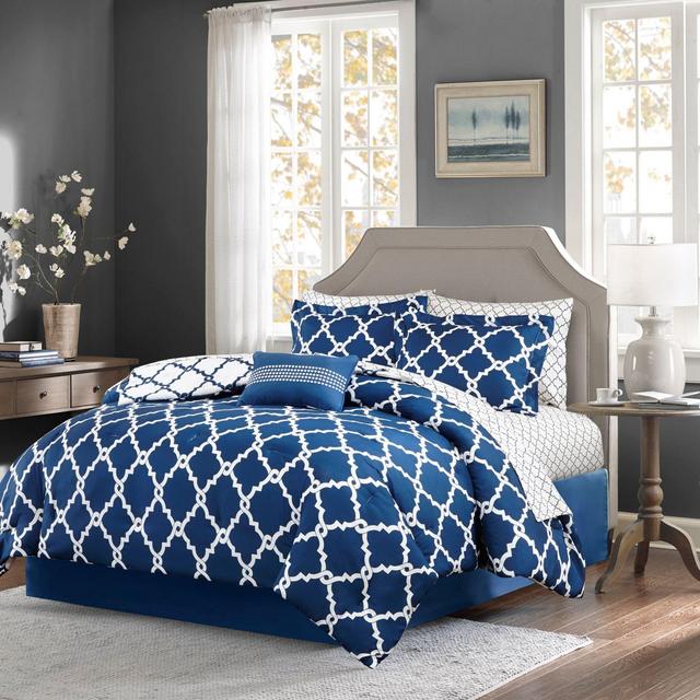 Madison Park Essentials Merritt 9-Piece Reversible Queen Comforter Set in Navy