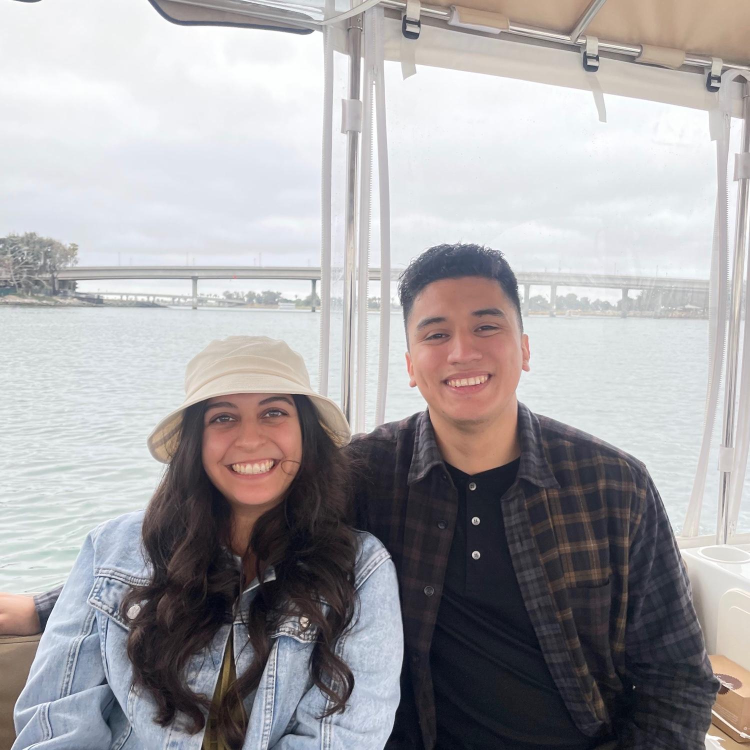 06.04.2022 | Us on the pontoon boat for Nicole’s Birthday.