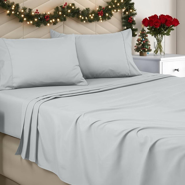 Utopia Bedding King Sheet Set - Brushed Microfiber - Soft Bed Sheets for King Size Bed - Includes 1 Fitted, 1 Flat, & 2 Pillow Cases - Deep Pocket (Light Grey)