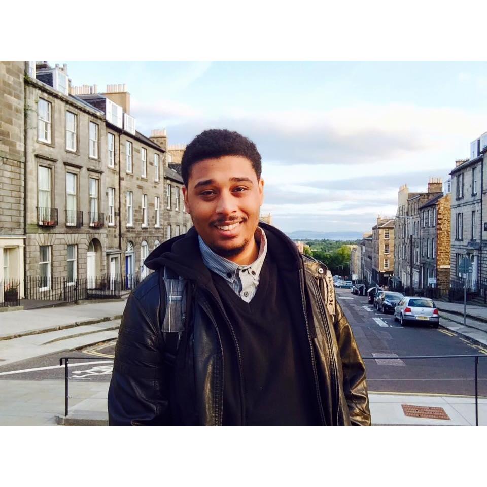 Eyad's profile picture on 'Coffee Meets Bagel', and also Haley's first look at her future husband!