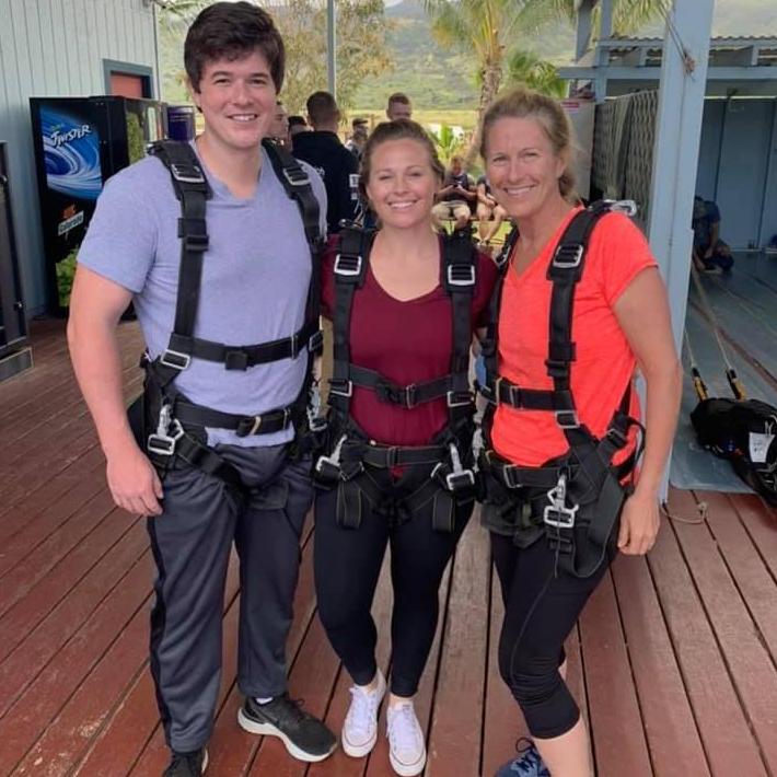 SKYDIVINGGG!!! Ryan and Aggie's First Time!