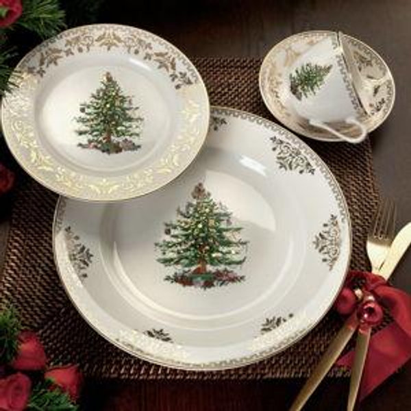 Spode Christmas Tree Gold Collection 4-Pc Place Setting